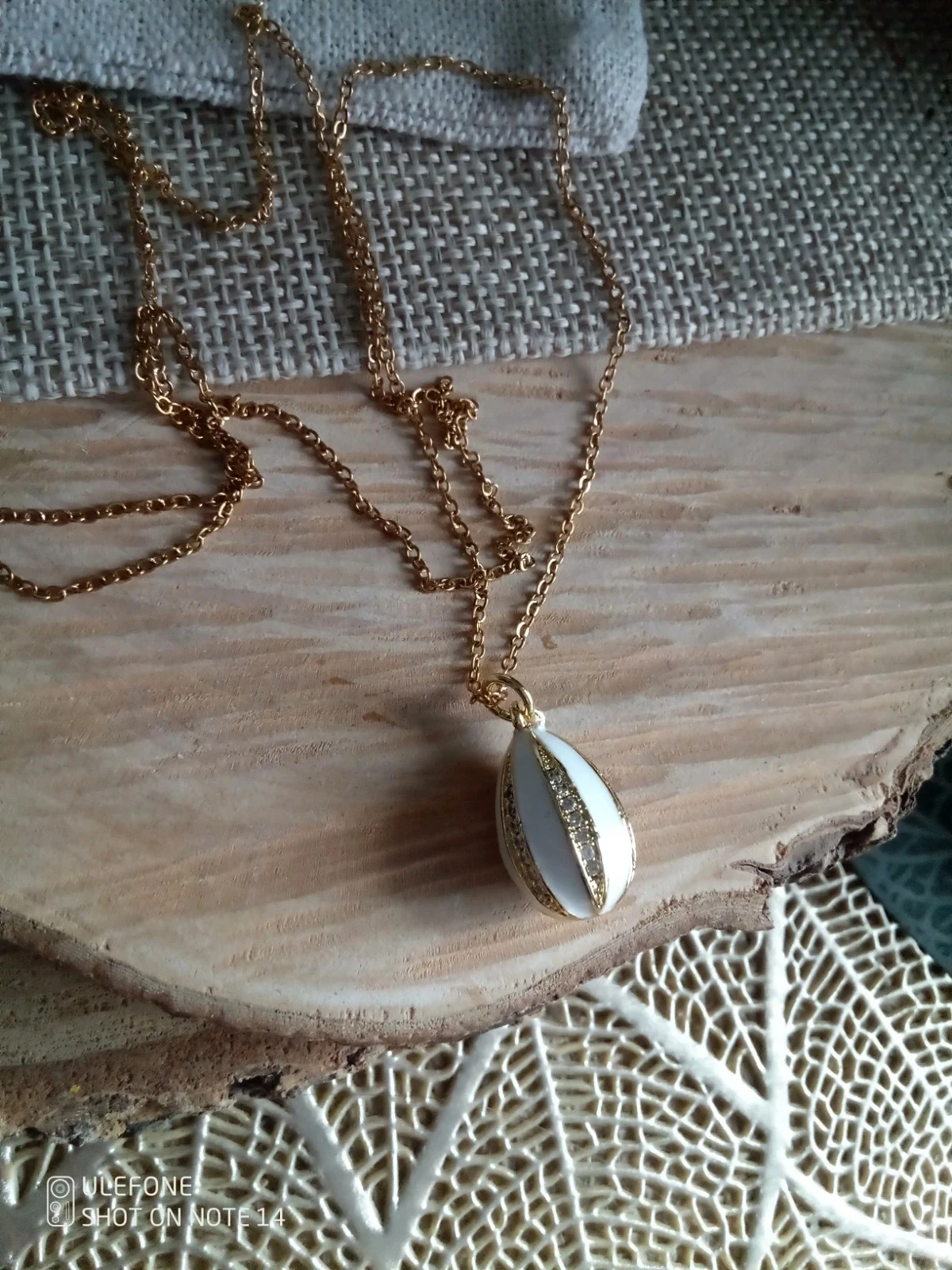 Collier pendentif blanc métallisé – photo 2